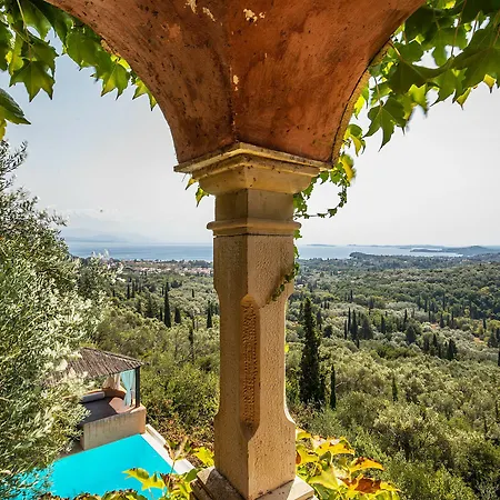 Manavra Villa