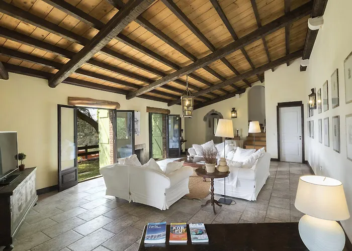 Villa Manavra